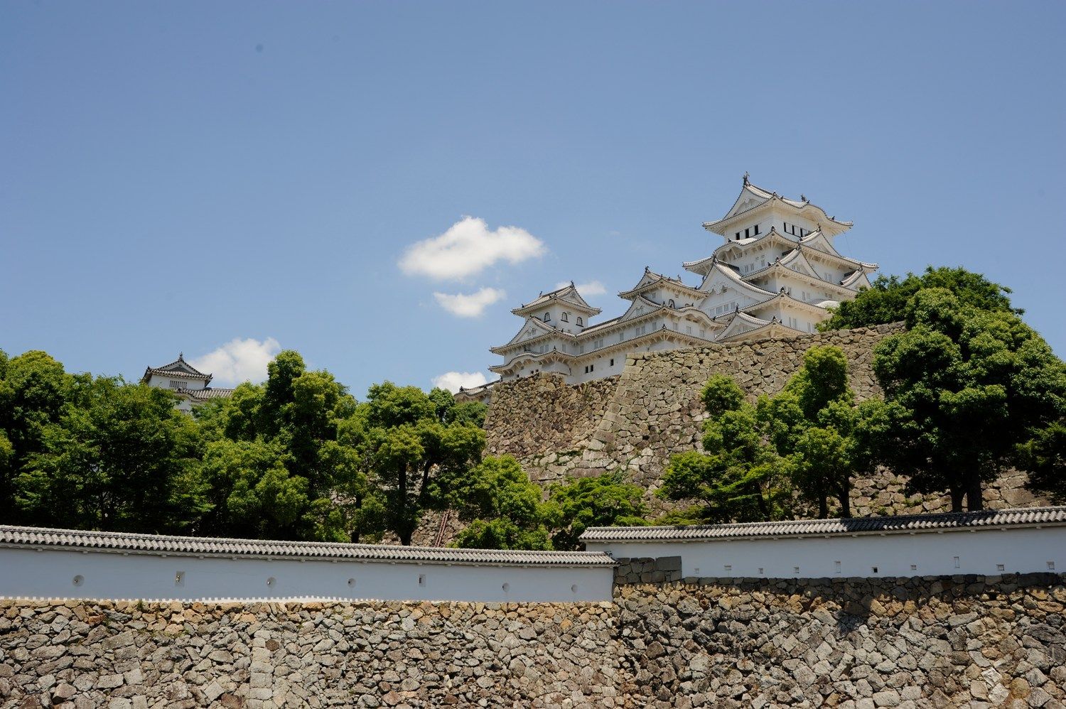 Au japon aussi, il y a des châteaux (et des poulpes géants qui chantent)